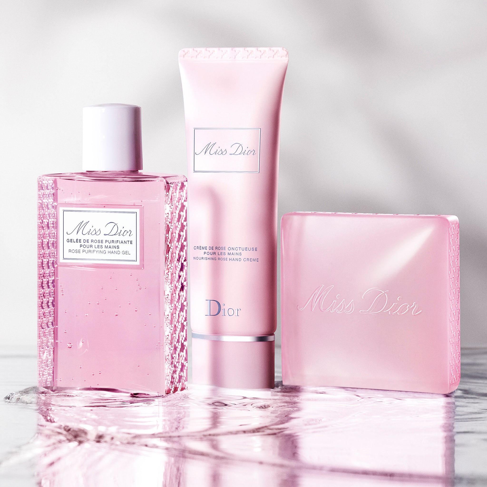 MISS DIOR BLOOMING SCENTED SOAP DIOR QA