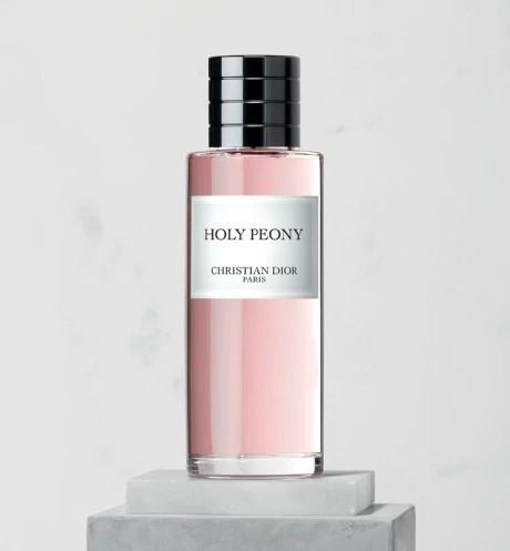 HOLY PEONY
FRAGRANCE